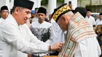 Gubernur Lampung Salurkan Beragam Bantuan dalam Safari Ramadan di Pesawaran